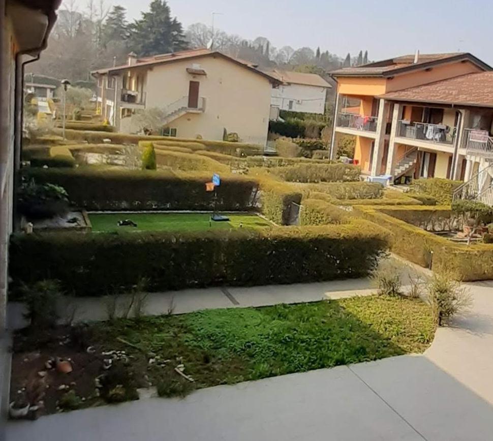 Kiss Kiss Corner Apartment Valeggio sul Mincio Exterior photo